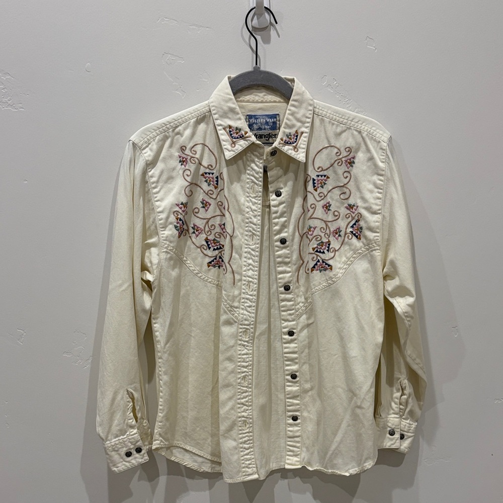 Vintage Wrangler Cream Button Down Shirt with Embroidery